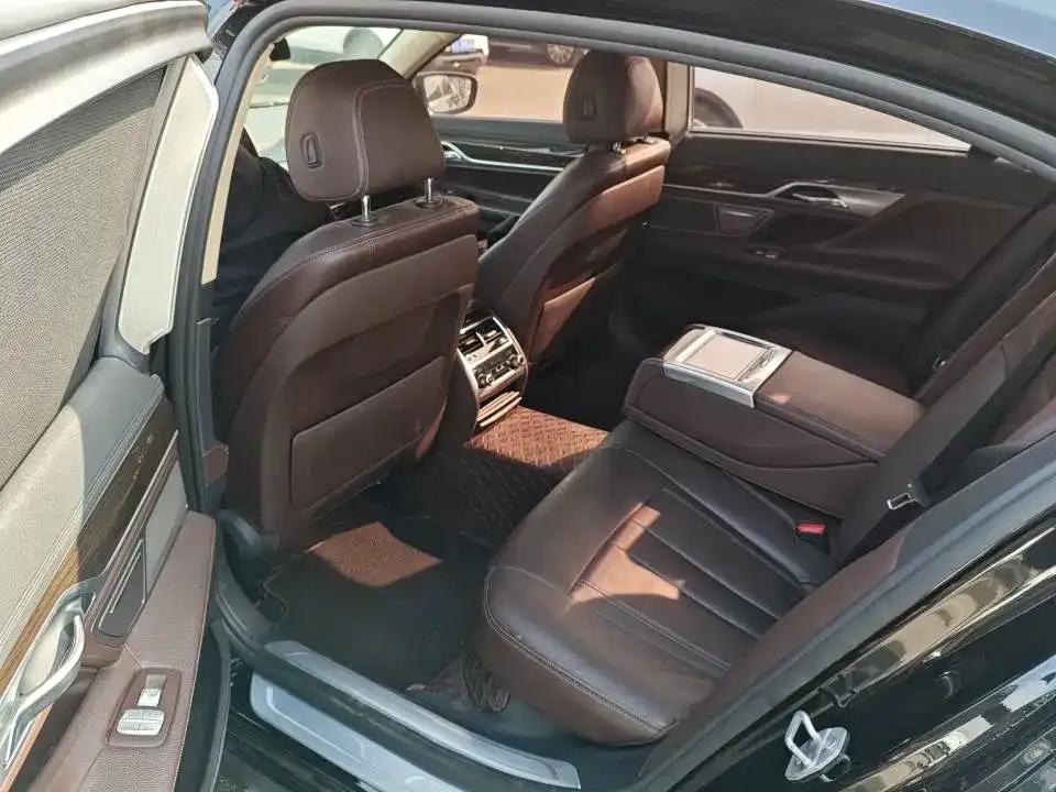 2016 BMW 7 Series 730Li Leading Edition — миниатюра 4