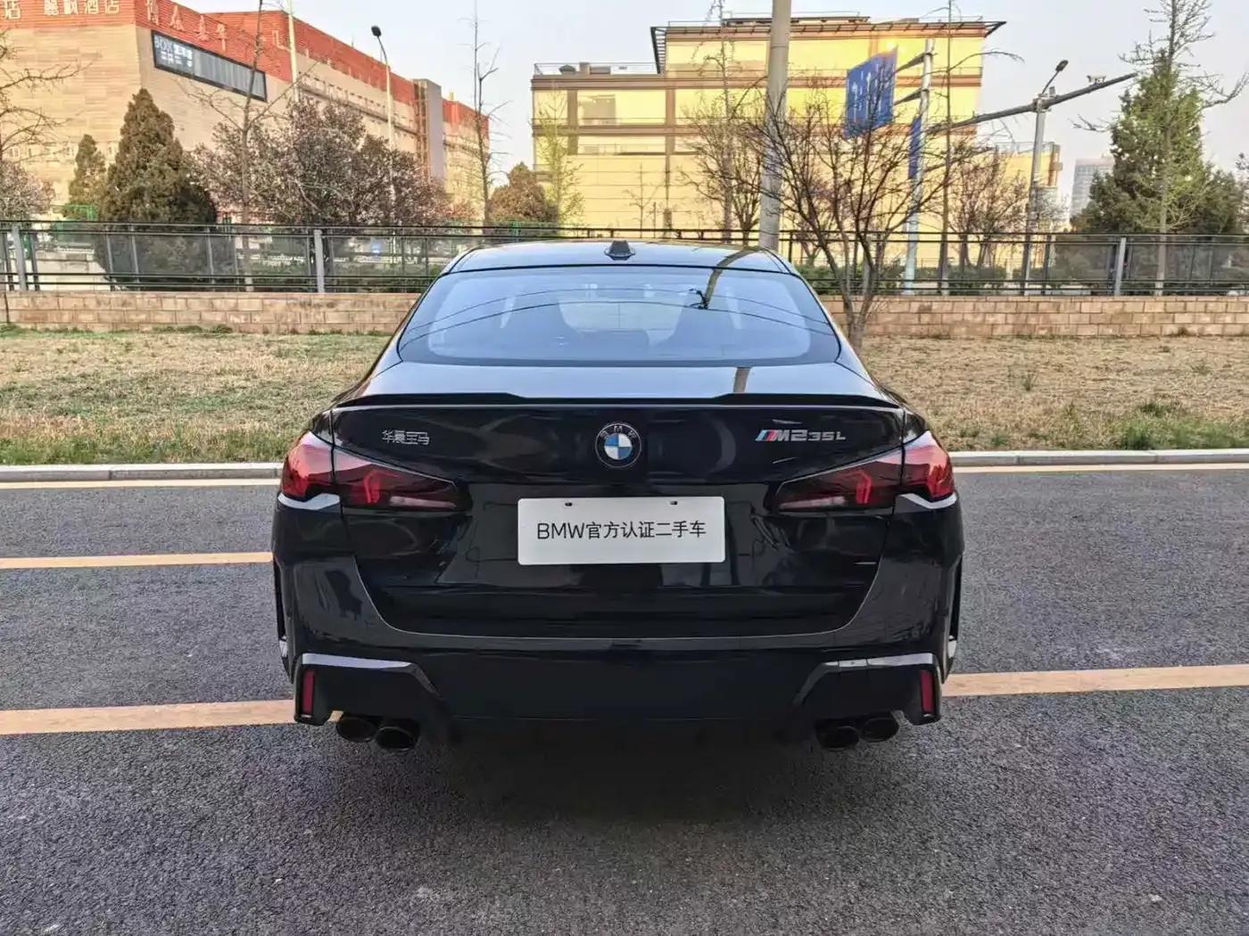 2025 BMW M235L — миниатюра 4