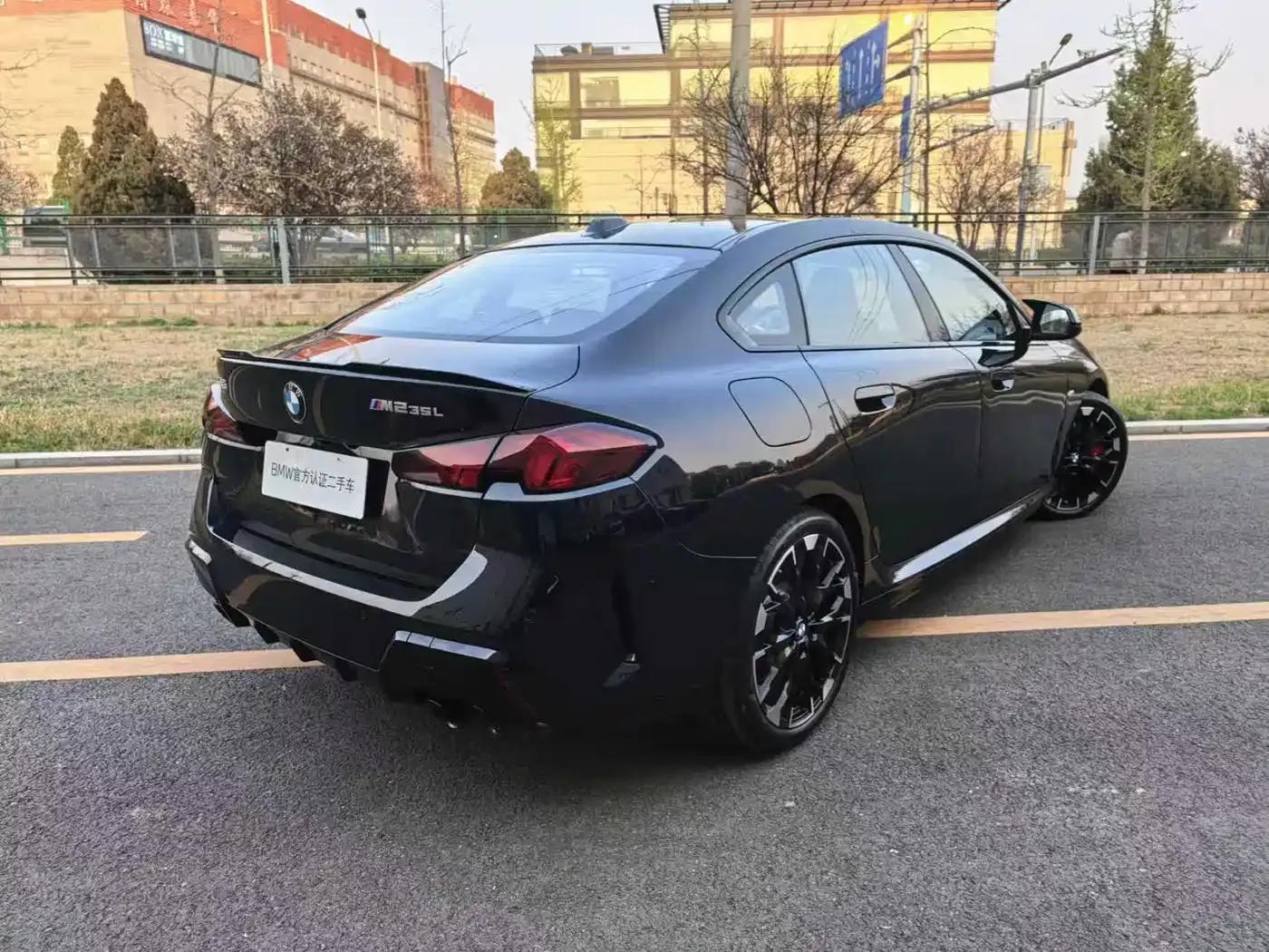 2025 BMW M235L — миниатюра 5