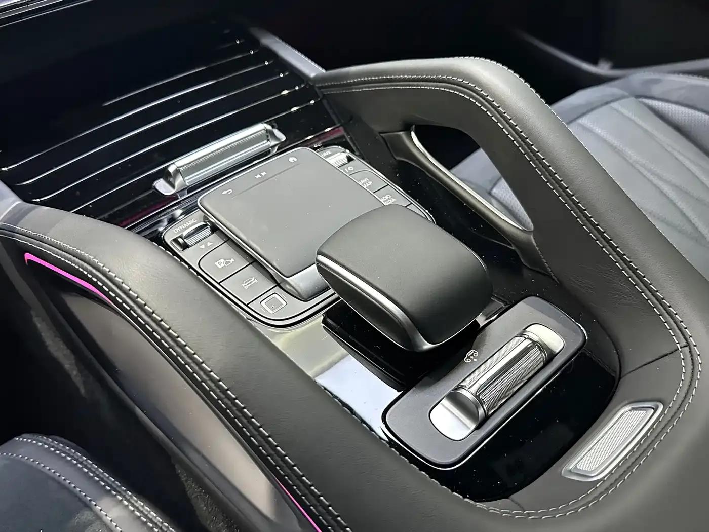 2024 Mercedes-Benz GLS AMG 63 4MATIC+ — миниатюра 17