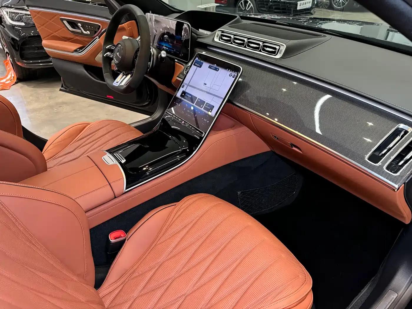 2024 Mercedes-Benz S-Class AMG PHEV — миниатюра 11