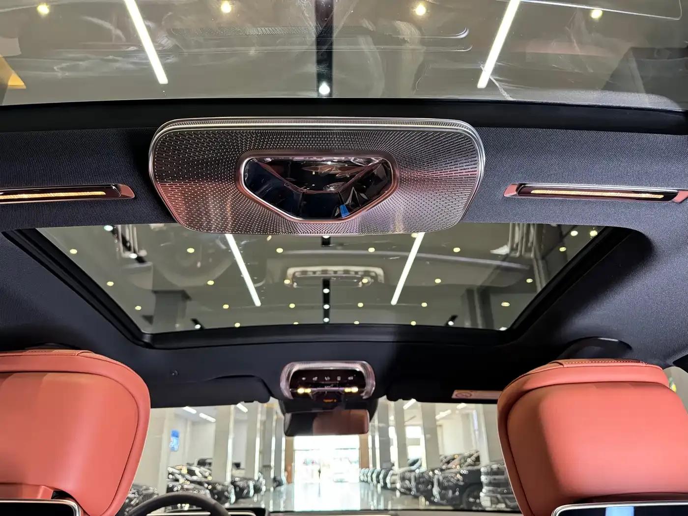 2024 Mercedes-Benz S-Class AMG PHEV — миниатюра 10