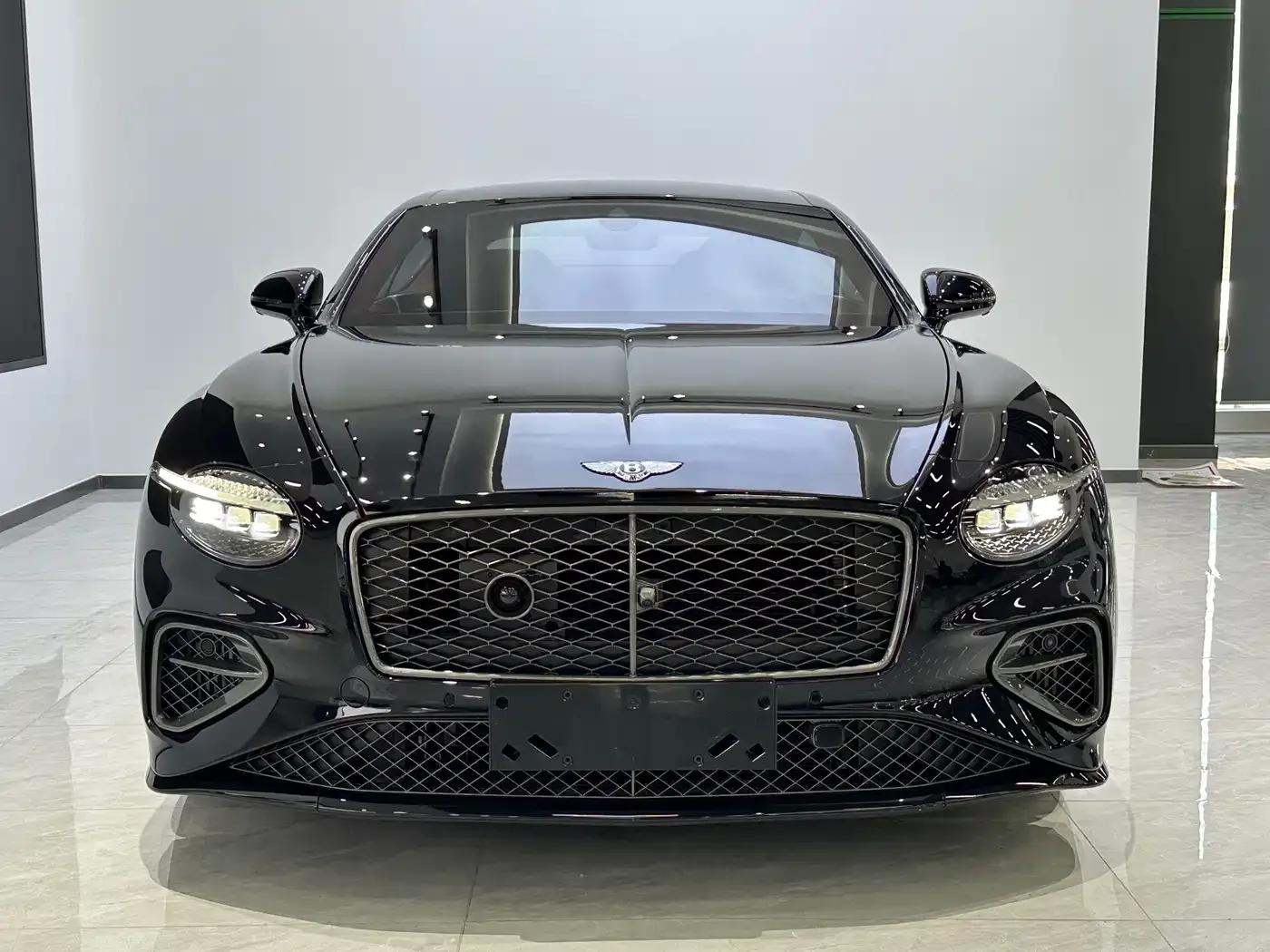 2025 Continental Plug-in Hybrid GT Ultimate Edition — миниатюра 2