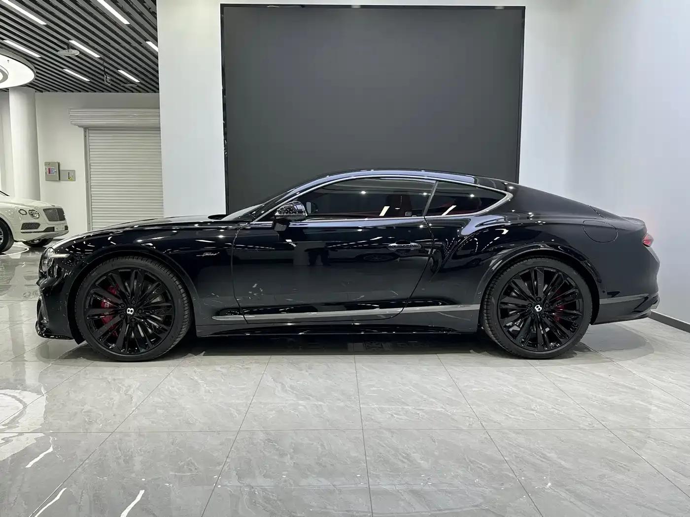 2025 Continental Plug-in Hybrid GT Ultimate Edition — миниатюра 4
