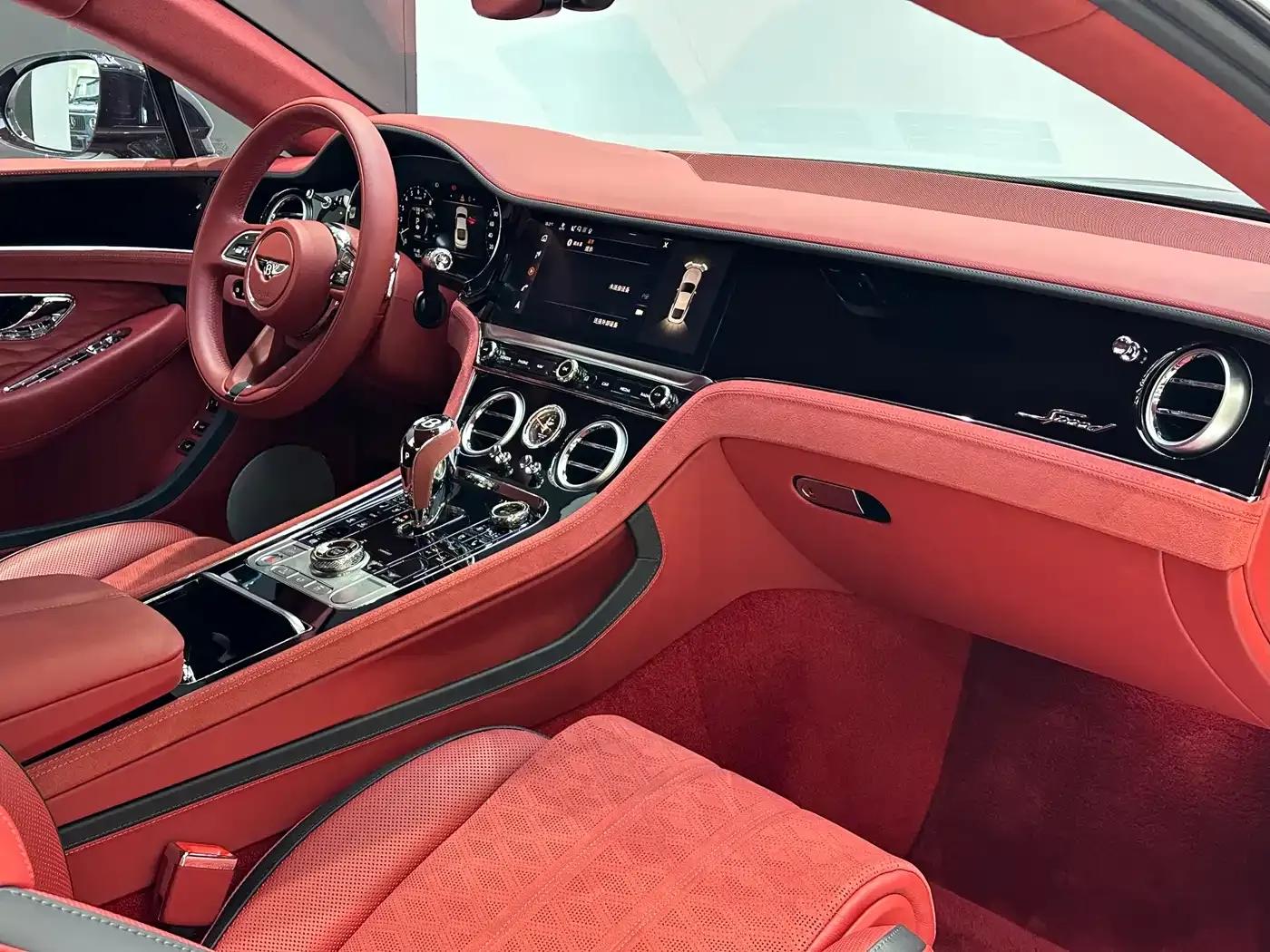 2025 Continental Plug-in Hybrid GT Ultimate Edition — миниатюра 10