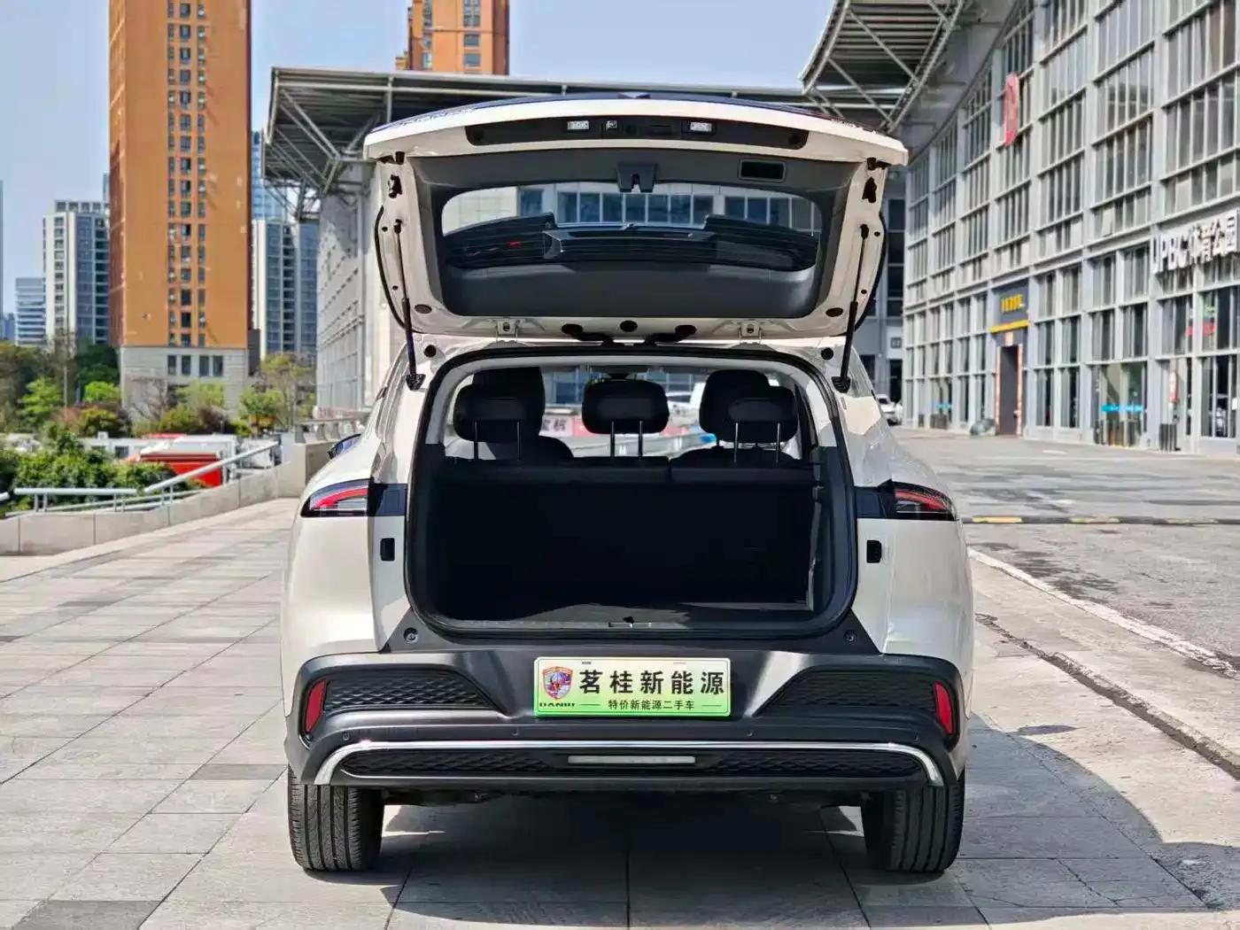 Baojun E6 2026 500km Enjoy Edition — миниатюра 6