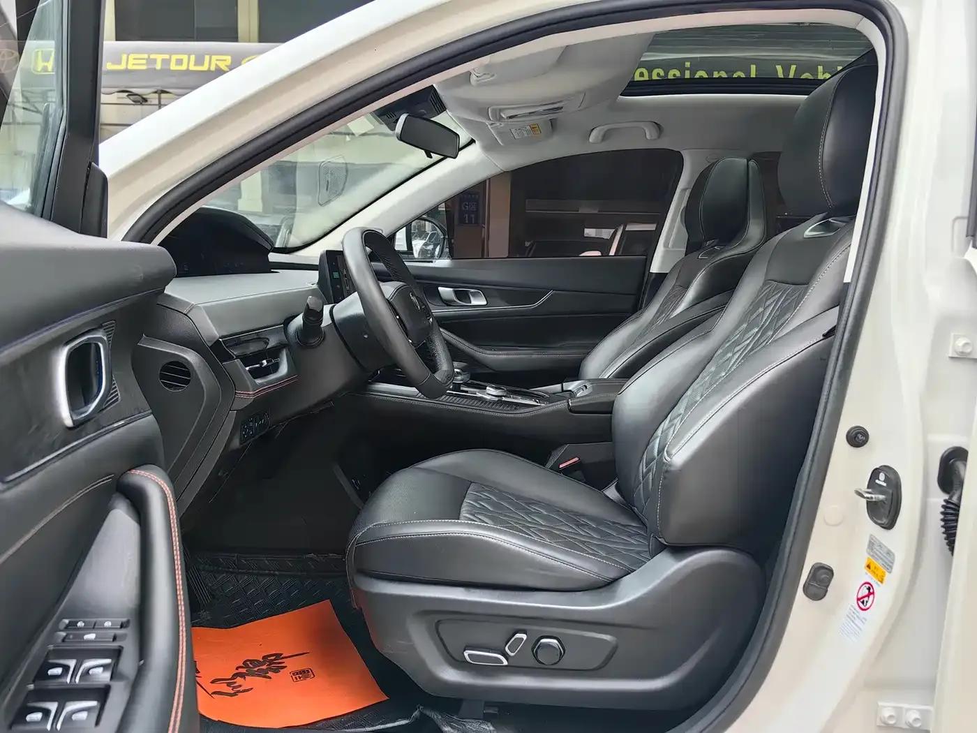 Changan UNI-K Smart Electric iDD 2022 Blue Whale iDD 130km 1.5T Excellent Edition — миниатюра 4