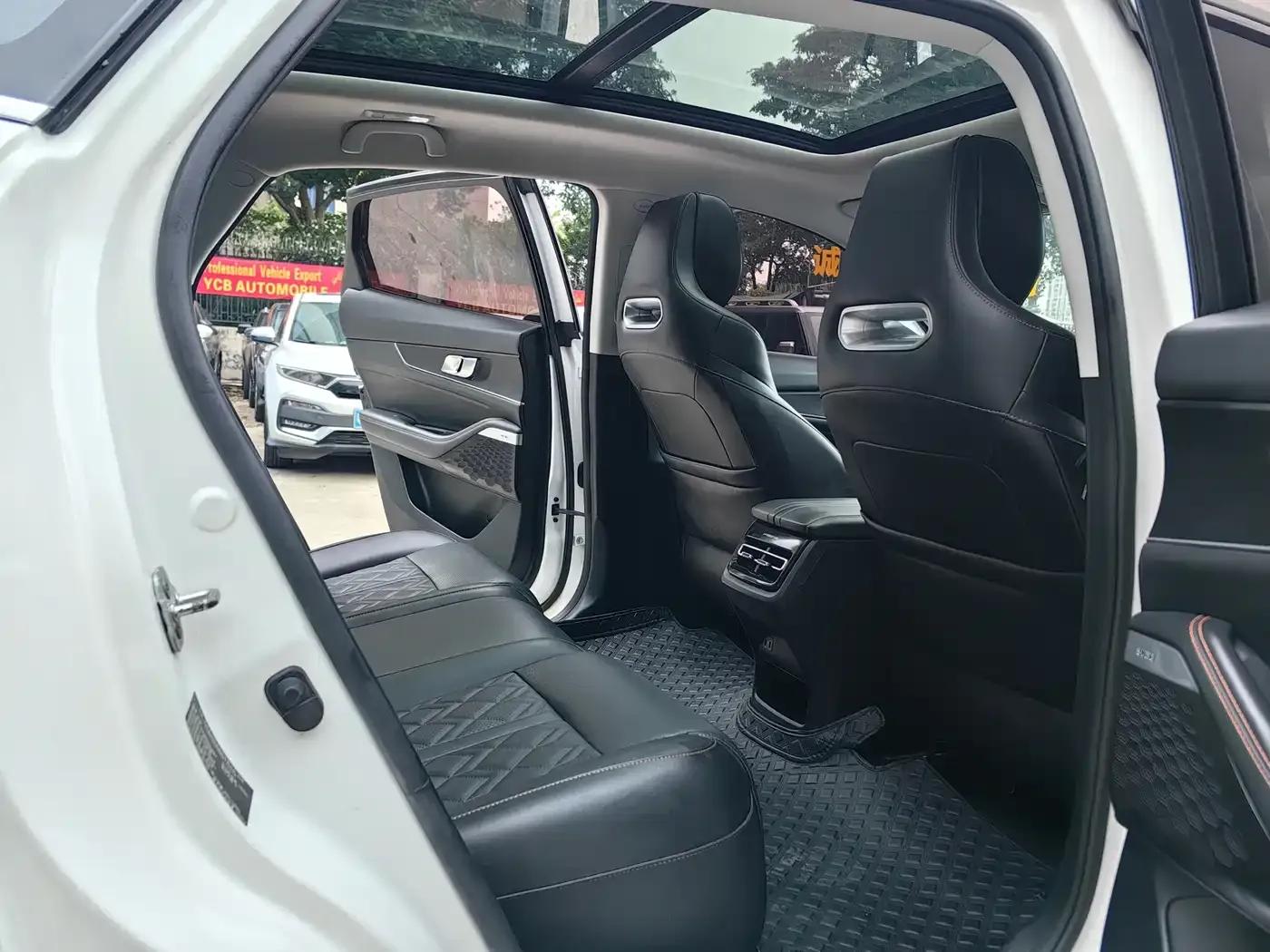 Changan UNI-K Smart Electric iDD 2022 Blue Whale iDD 130km 1.5T Excellent Edition — миниатюра 10