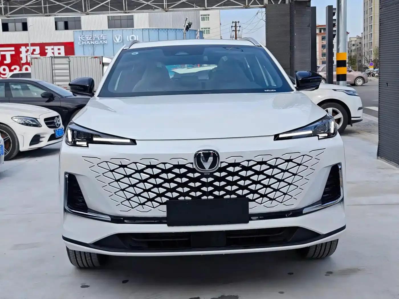 Changan CS55PLUS PHEV 2025 Smart New Blue Whale 125km Battleship Edition — миниатюра 2
