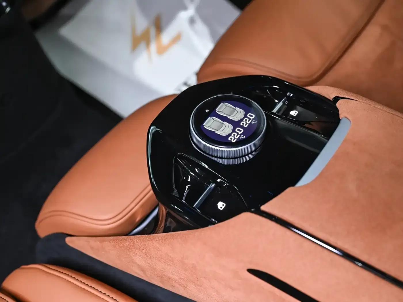 2023 Purosangue 6.5L V12 — миниатюра 8