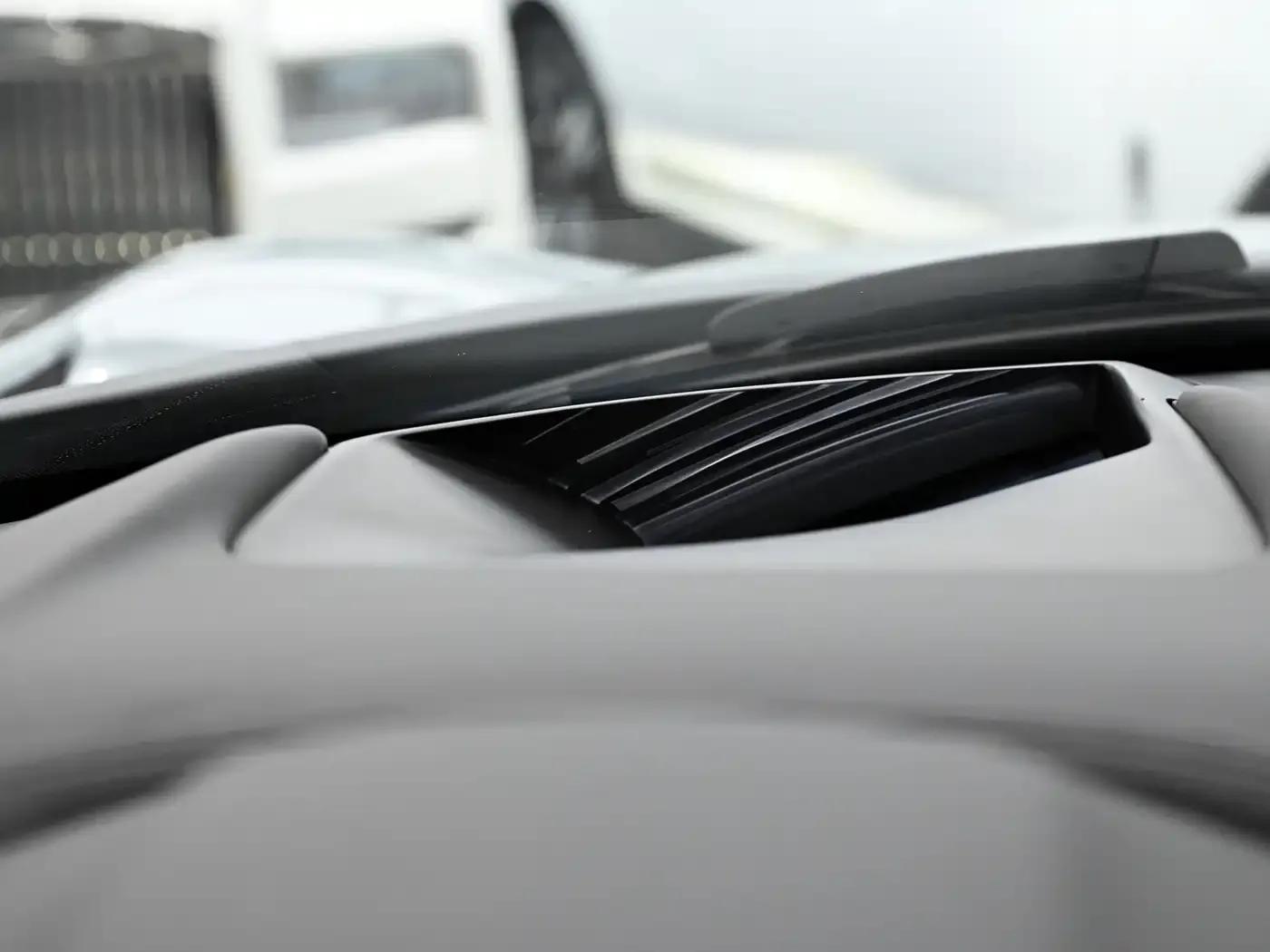 2023 Purosangue 6.5L V12 — миниатюра 18