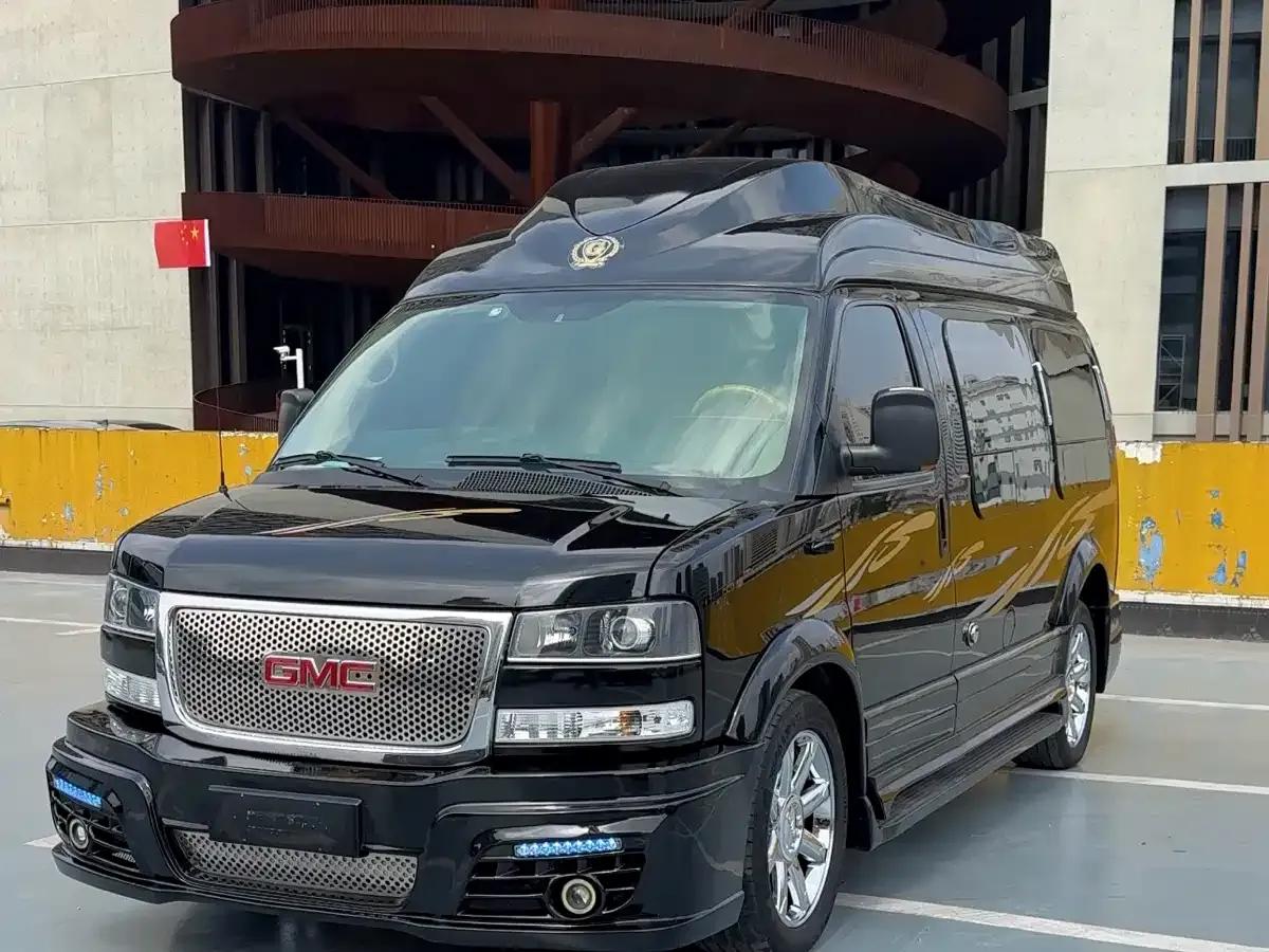 2011 SAVANA 5.3L Business Star 7-seater — миниатюра 1