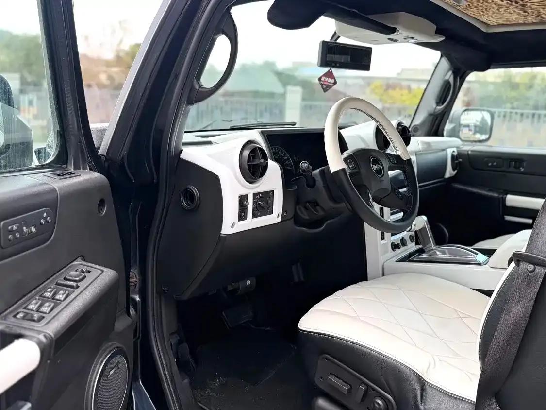 2004 Hummer H2 6.0 AT — миниатюра 9