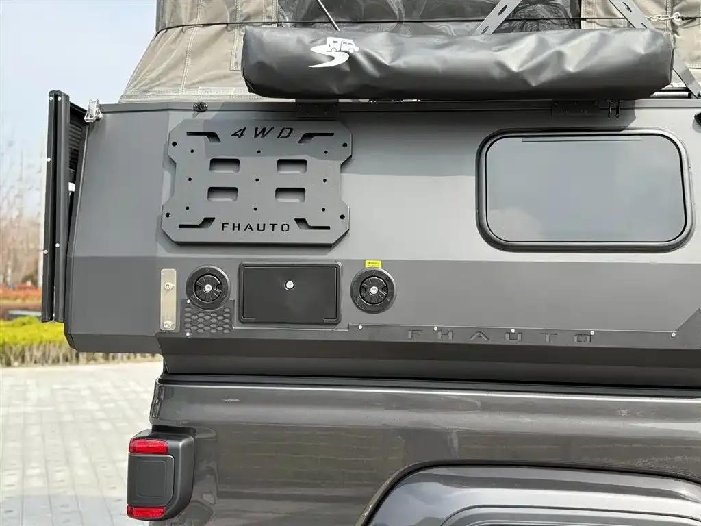 Gladiator 2023 3.6L Overland — миниатюра 29