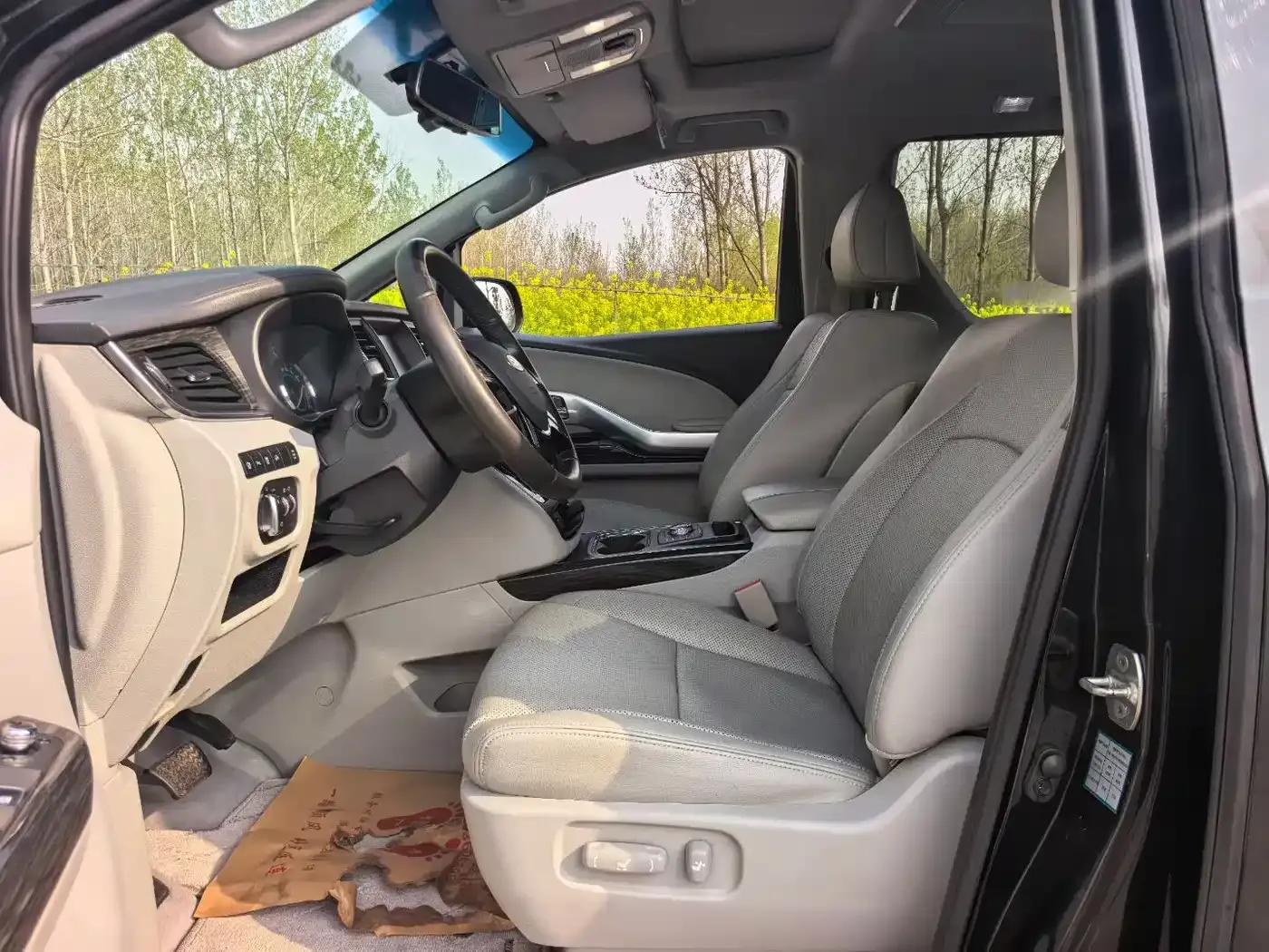 Refine M6 2018 2.0T Premium Edition — миниатюра 7