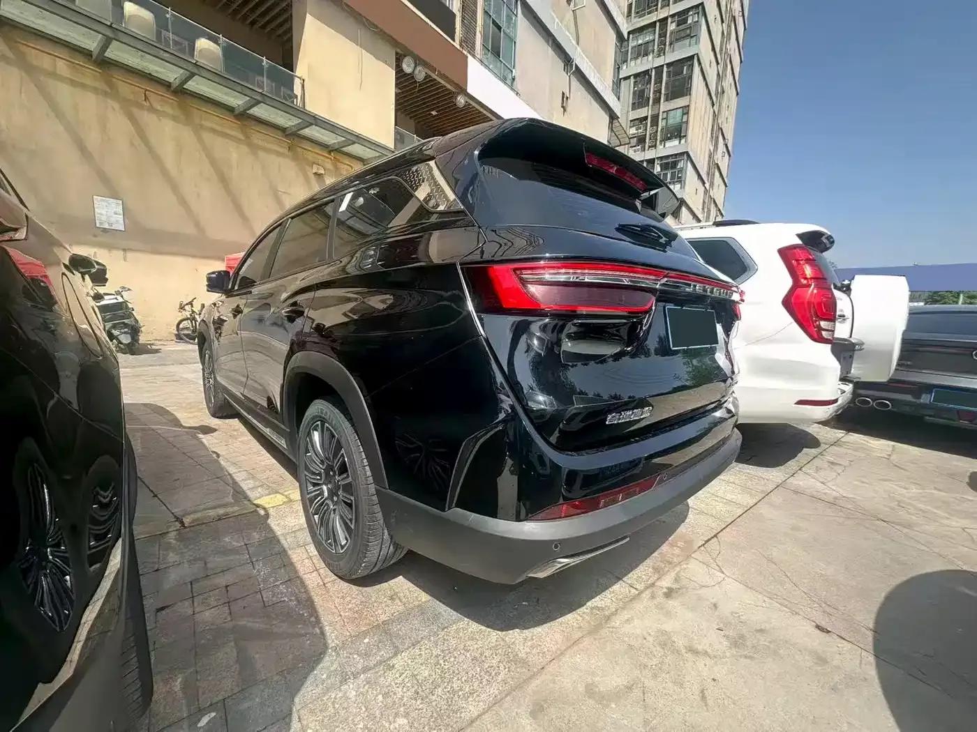Jetour X90 PRO 2024 1.6T DCT Luxury Edition 7-seater — миниатюра 17