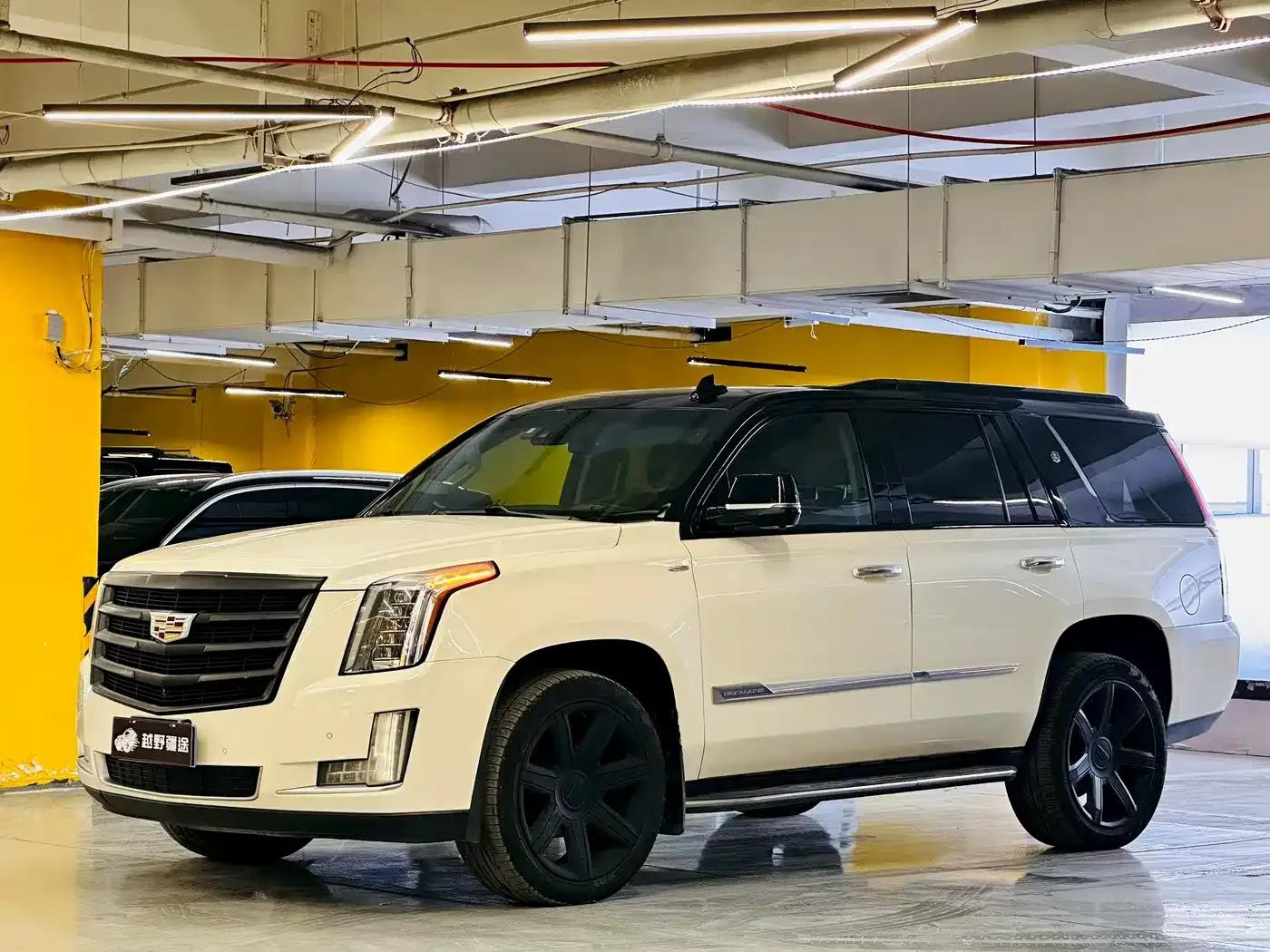 2016 Cadillac Escalade 6.2L Automatic — миниатюра 1