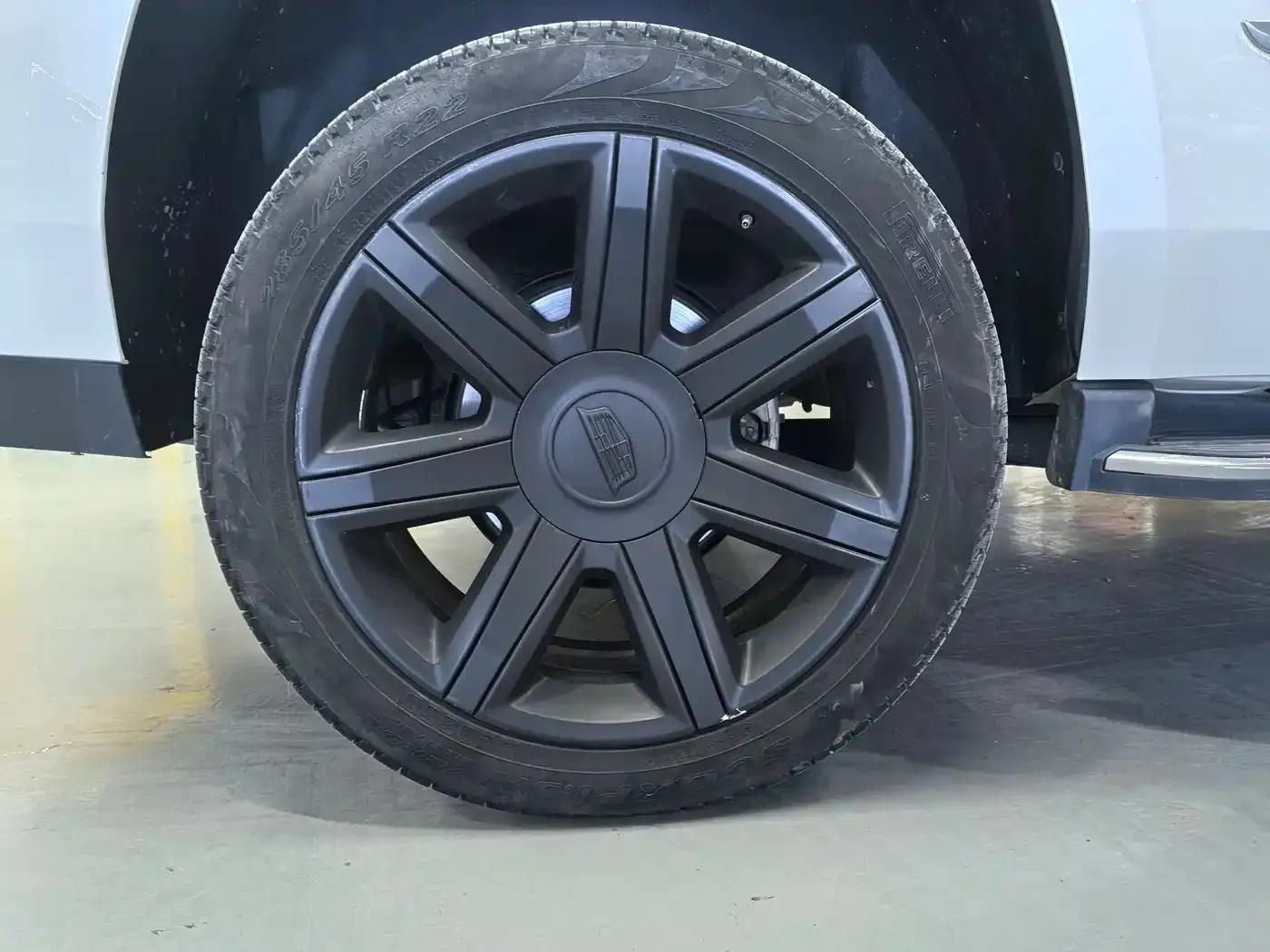 2016 Cadillac Escalade 6.2L Automatic — миниатюра 19