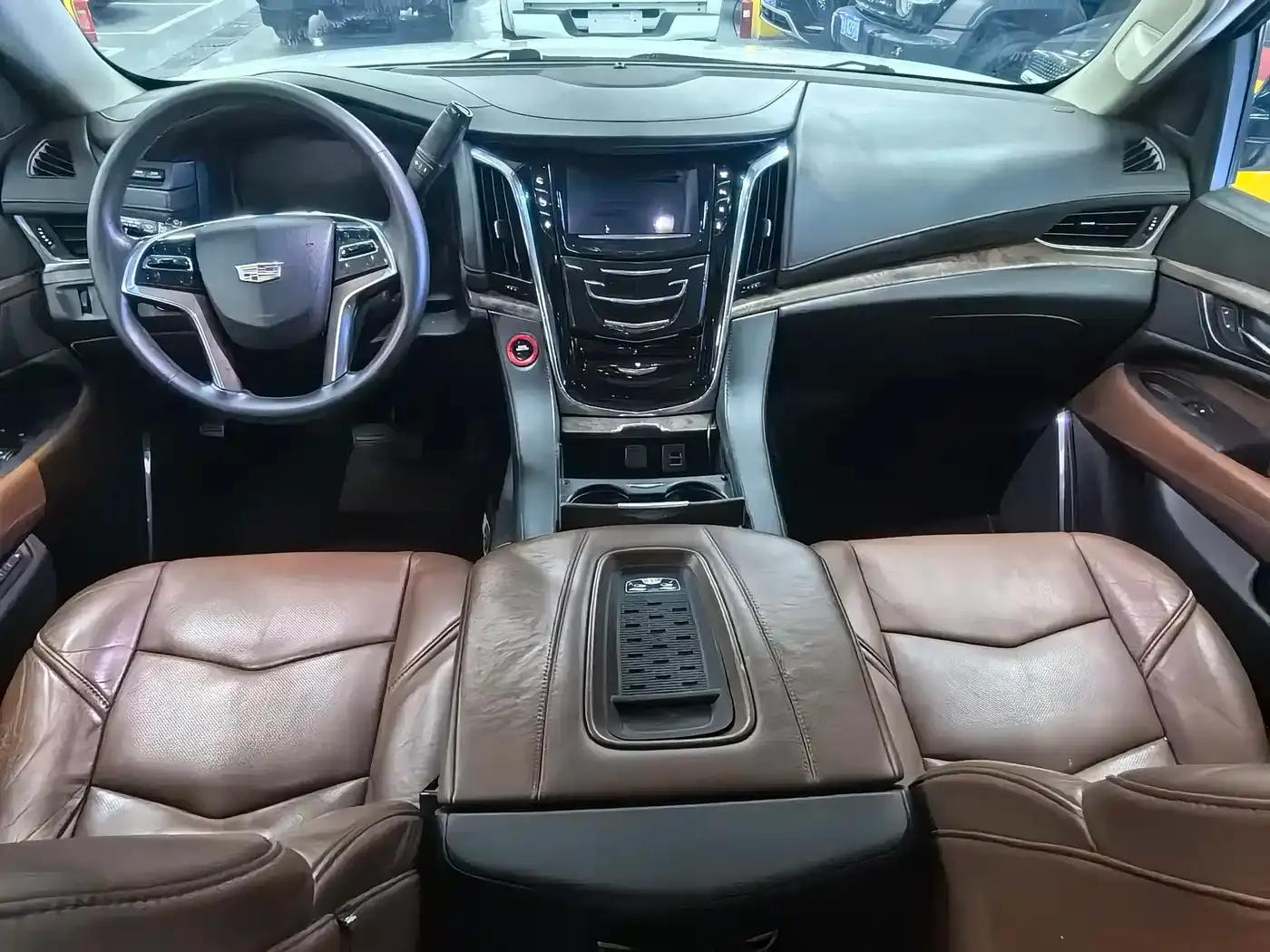 2016 Cadillac Escalade 6.2L Automatic — миниатюра 20