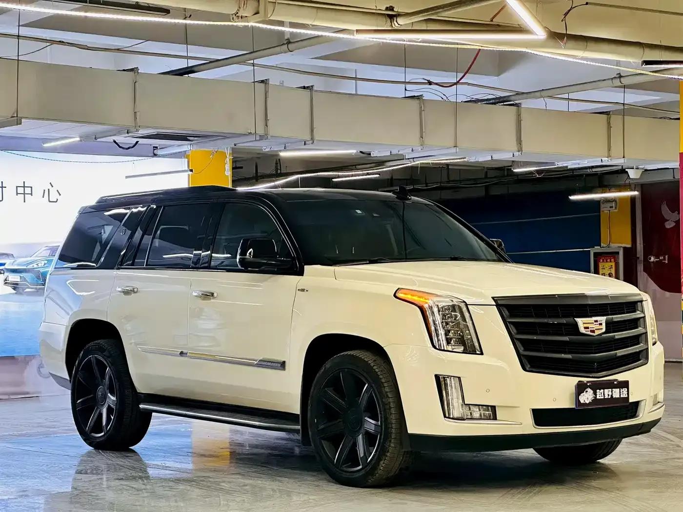 2016 Cadillac Escalade 6.2L Automatic — миниатюра 3
