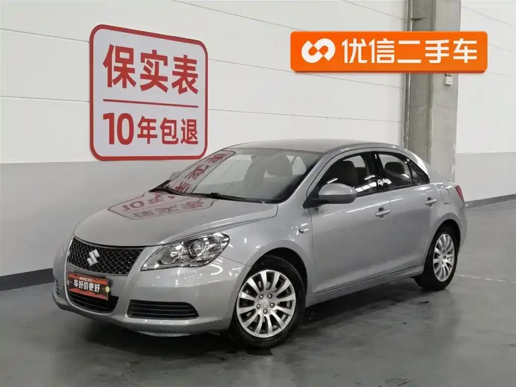 2011 Kizashi 2.4L 2WD CVT Standard Edition — миниатюра 1