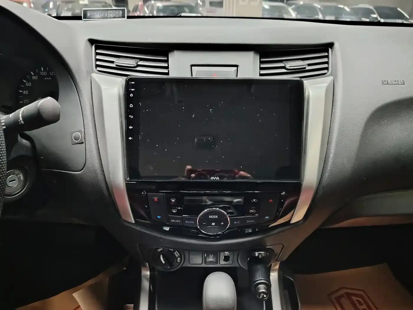 2017 Navara 2.5L Automatic 4WD Luxury Edition QR25 — миниатюра 8