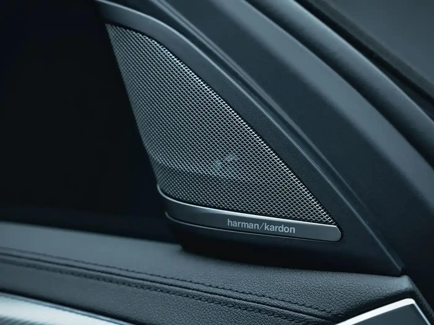 2018 BMW M5 — миниатюра 18