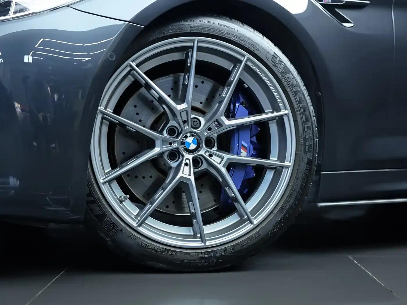 2018 BMW M5 — миниатюра 21