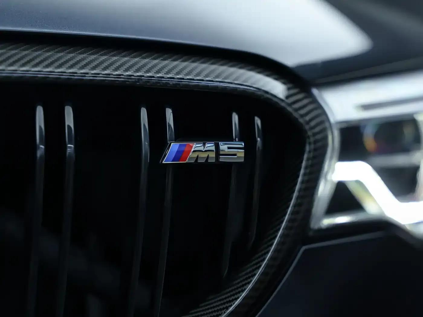 2018 BMW M5 — миниатюра 24