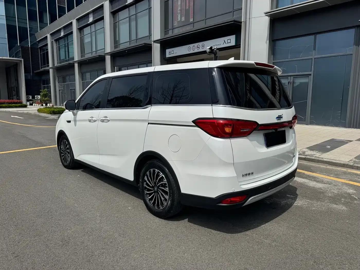 Changan Oushang Keshang 2022 1.5T Automatic Business Edition — миниатюра 17