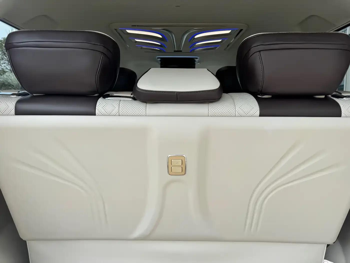 Changan Oushang Keshang 2022 1.5T Automatic Business Edition — миниатюра 21