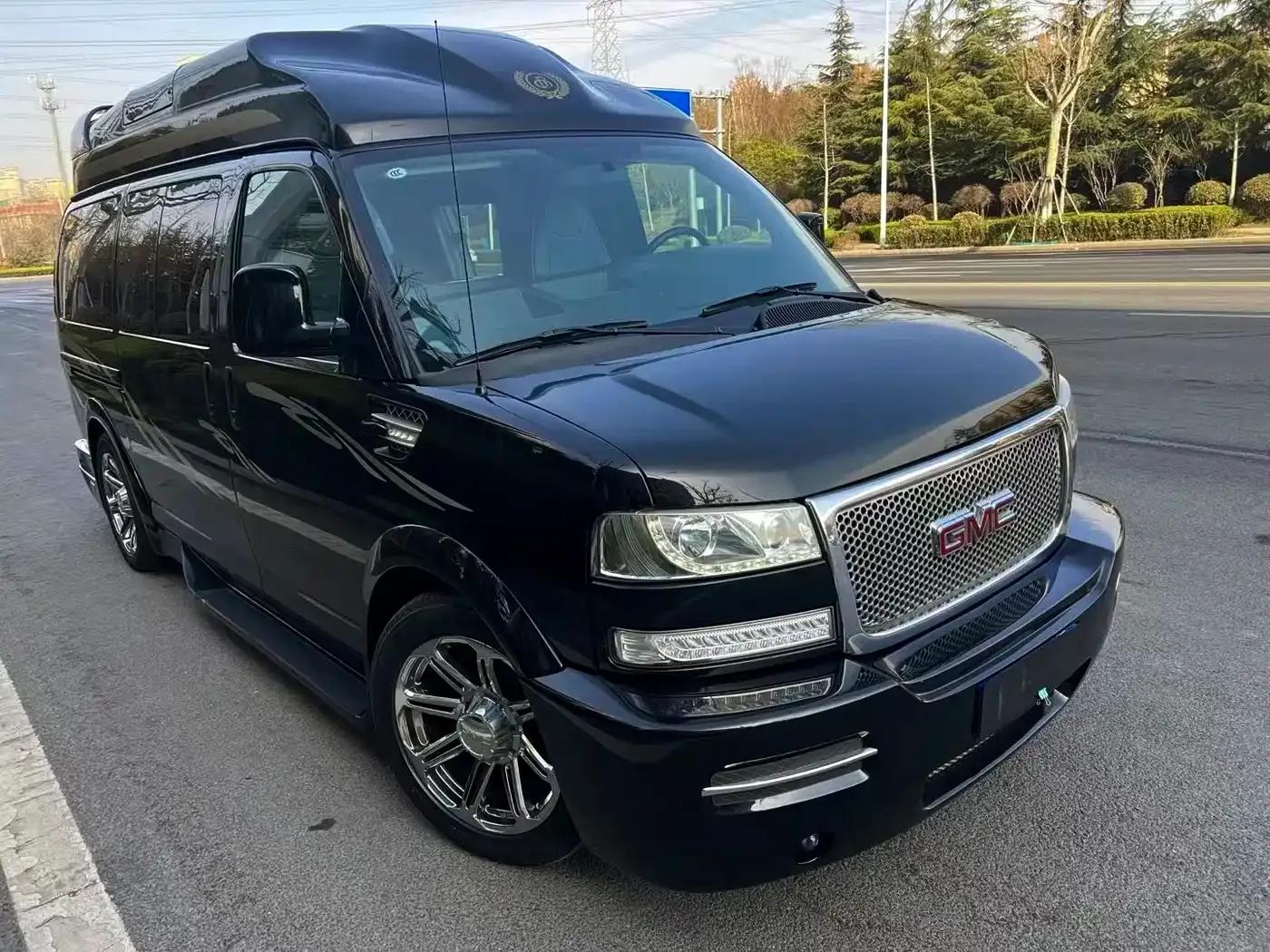 2016 SAVANA 5.3L G660S 4WD Elegant Collection Edition — миниатюра 2