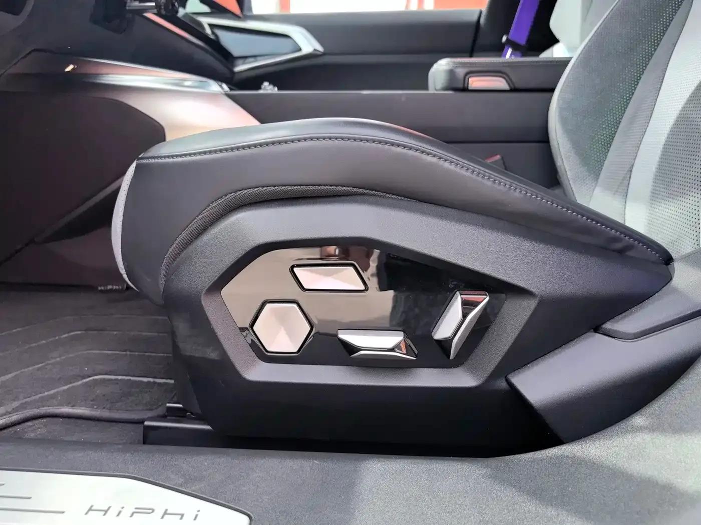 HiPhi Z 2023 Five-Seat Version — миниатюра 15