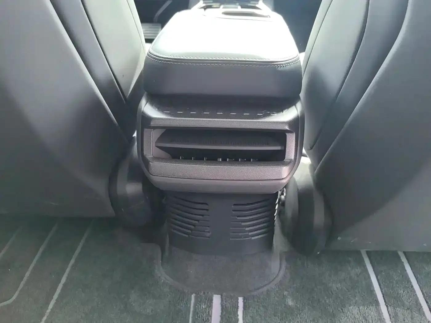HiPhi Z 2023 Five-Seat Version — миниатюра 16