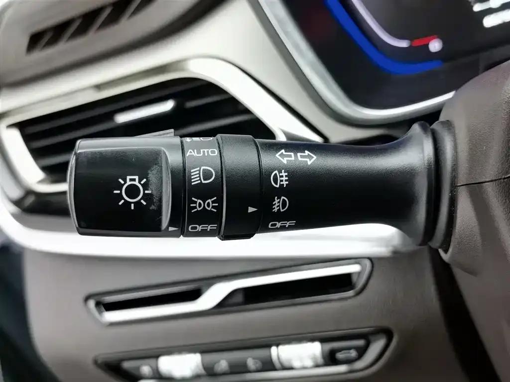 Jiaji New Energy 2019 1.5TD PHEV Premium Edition — миниатюра 21