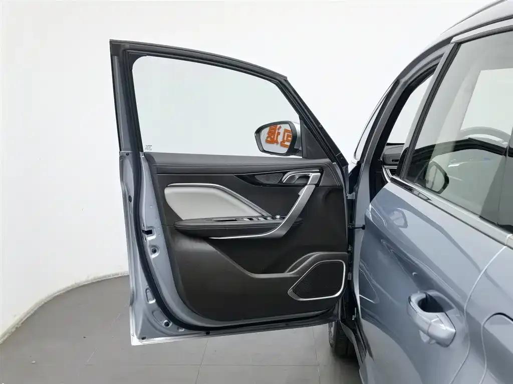 Jiaji New Energy 2019 1.5TD PHEV Premium Edition — миниатюра 8