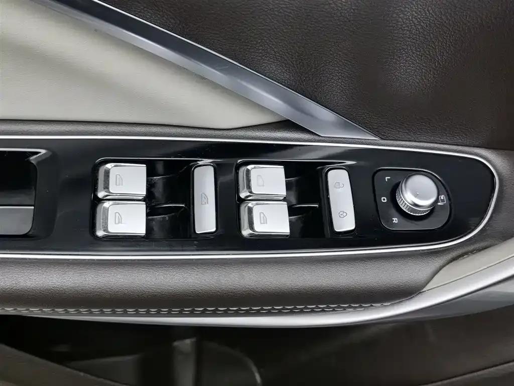 Jiaji New Energy 2019 1.5TD PHEV Premium Edition — миниатюра 9