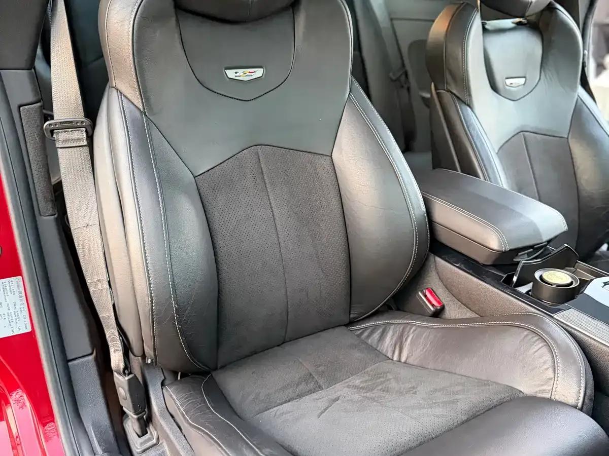 2012 Cadillac CTS (Imported) 6.2L CTS-V COUPE — миниатюра 11
