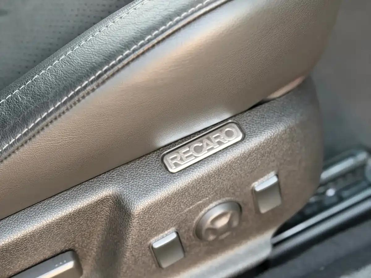 2012 Cadillac CTS (Imported) 6.2L CTS-V COUPE — миниатюра 12