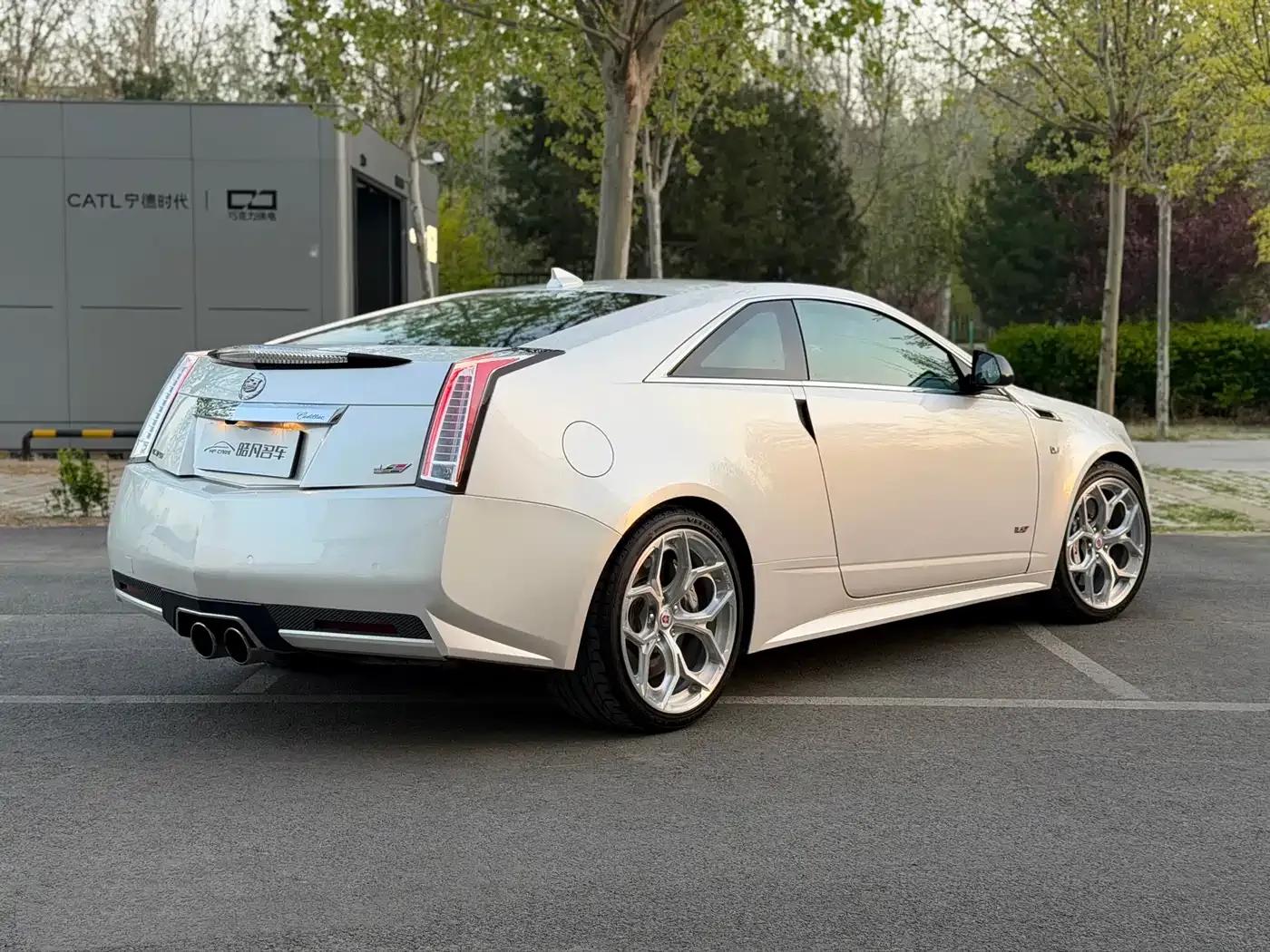 2012 Cadillac CTS (Imported) 6.2L CTS-V COUPE — миниатюра 3