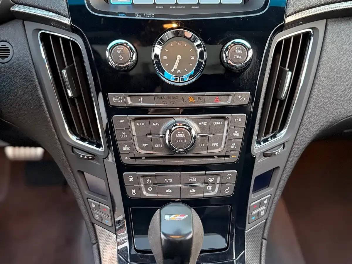 2012 Cadillac CTS (Imported) 6.2L CTS-V COUPE — миниатюра 7
