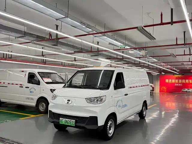 Yangtze Finless Porpoise 2023 Wide-Body Version with CALB 38.64kWh Lithium Battery