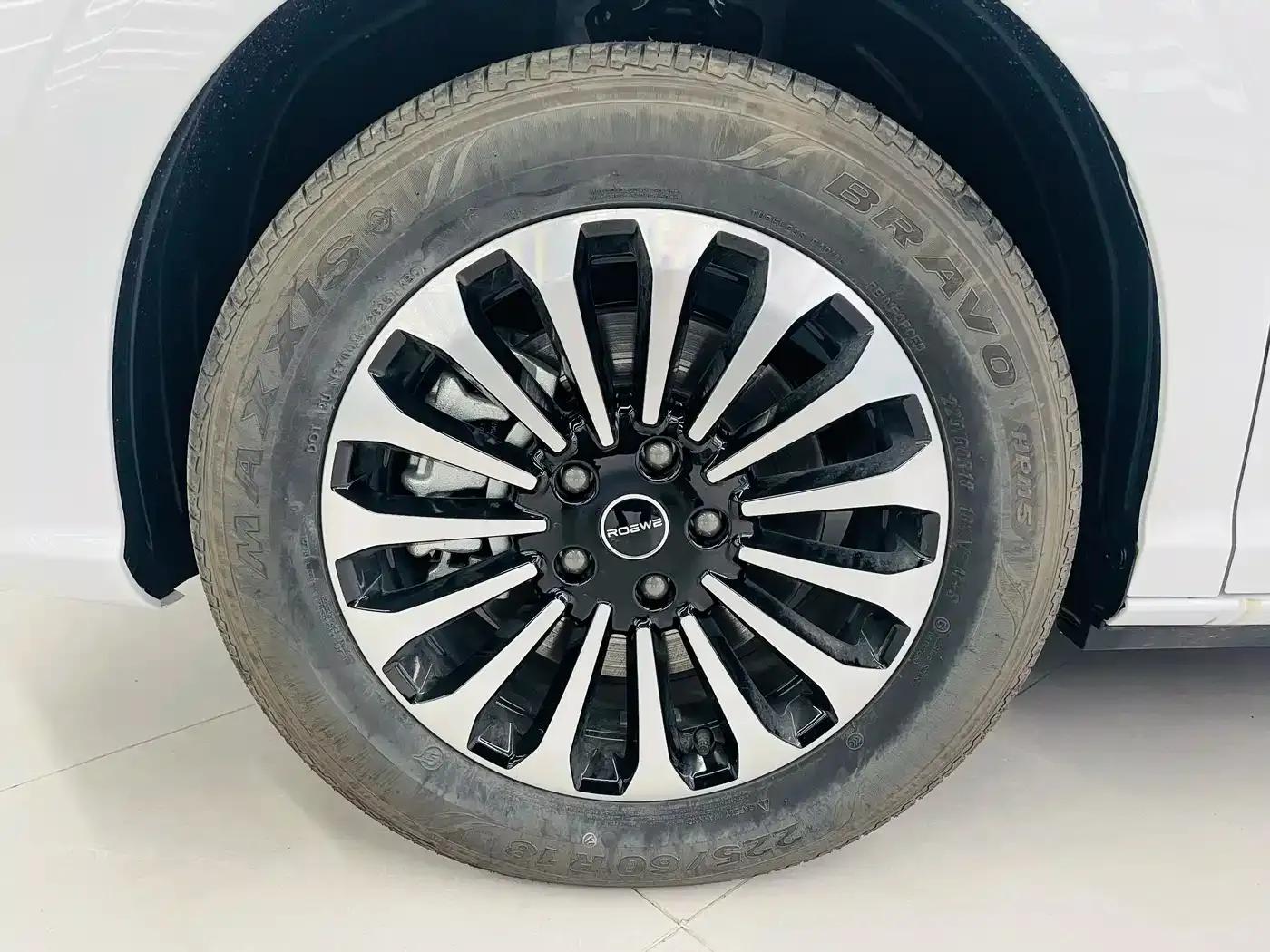 Roewe iMAX8 New Energy 2025 1.5T DMH Luxury Edition — миниатюра 3