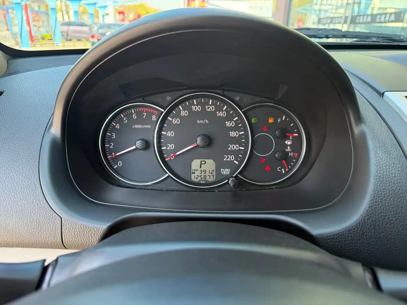 2013 Pajero Sport 3.0L Automatic 2WD Luxury Edition — миниатюра 5