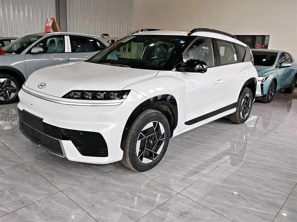 EO Yiou 2025 Two-Wheel Drive TECH Edition 64.2kWh — миниатюра 1