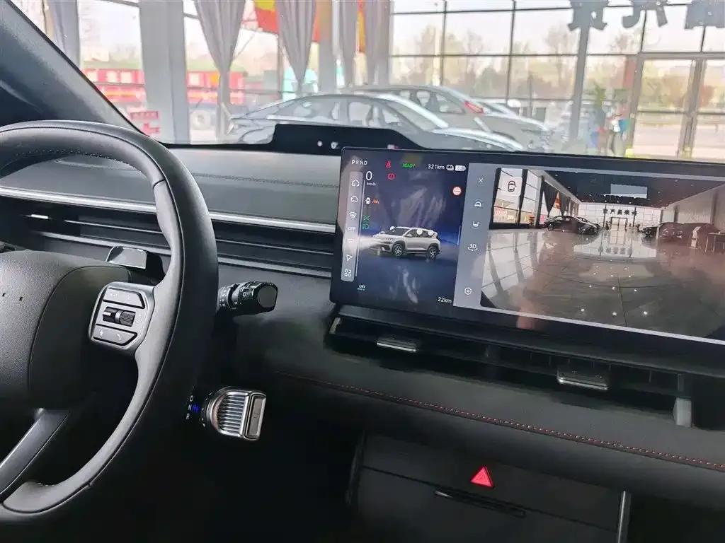 EO Yiou 2025 Two-Wheel Drive TECH Edition 64.2kWh — миниатюра 6