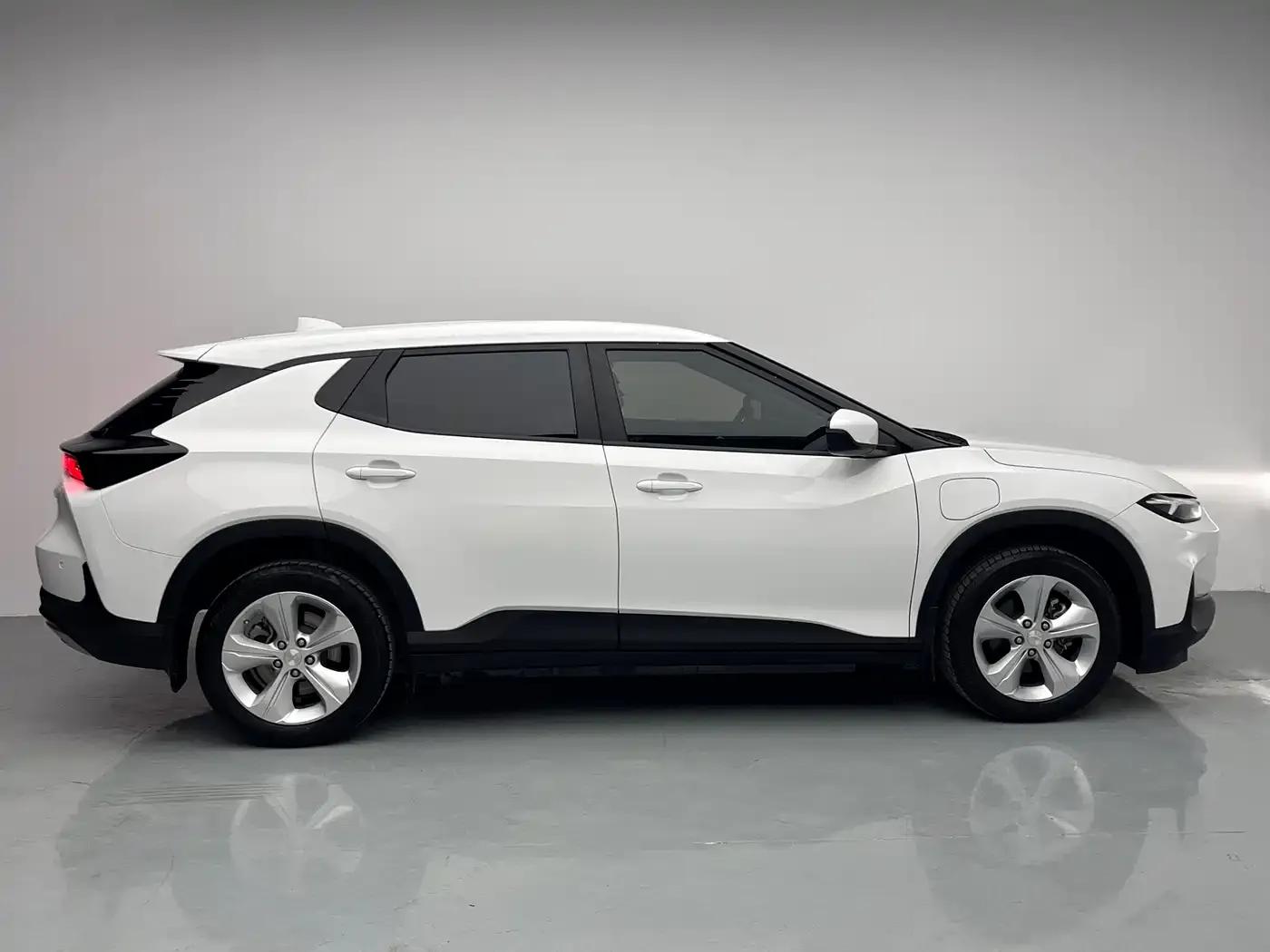 Chevrolet Menlo 2022 Star Plus Edition — миниатюра 7