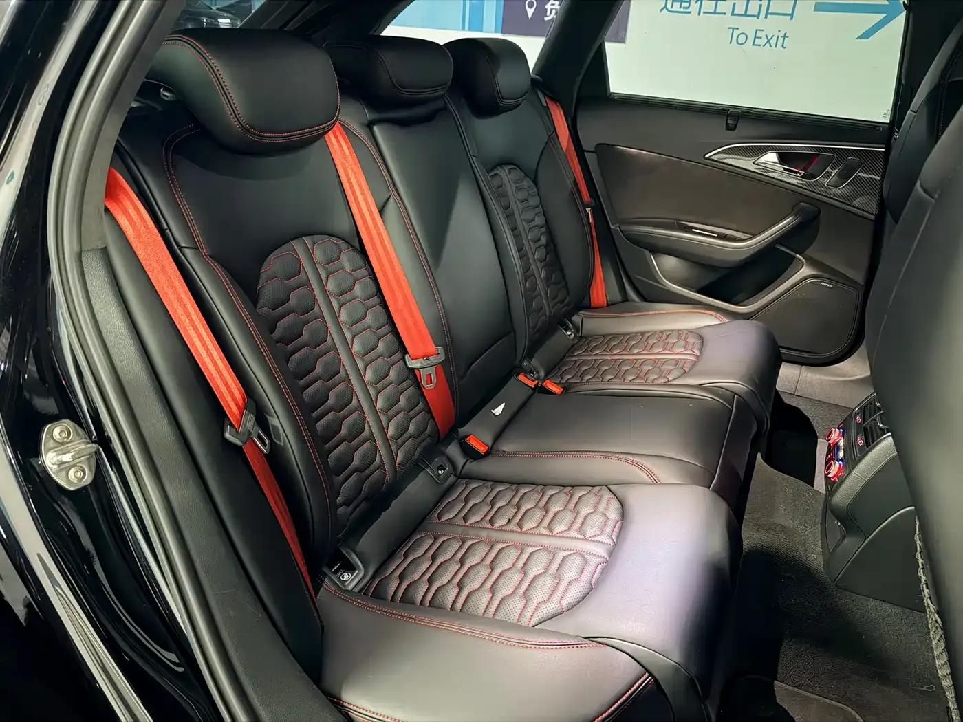2016 Audi RS 6 4.0T Avant — миниатюра 11