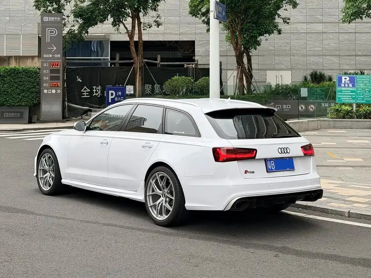 2016 Audi RS 6 4.0T Avant — миниатюра 5