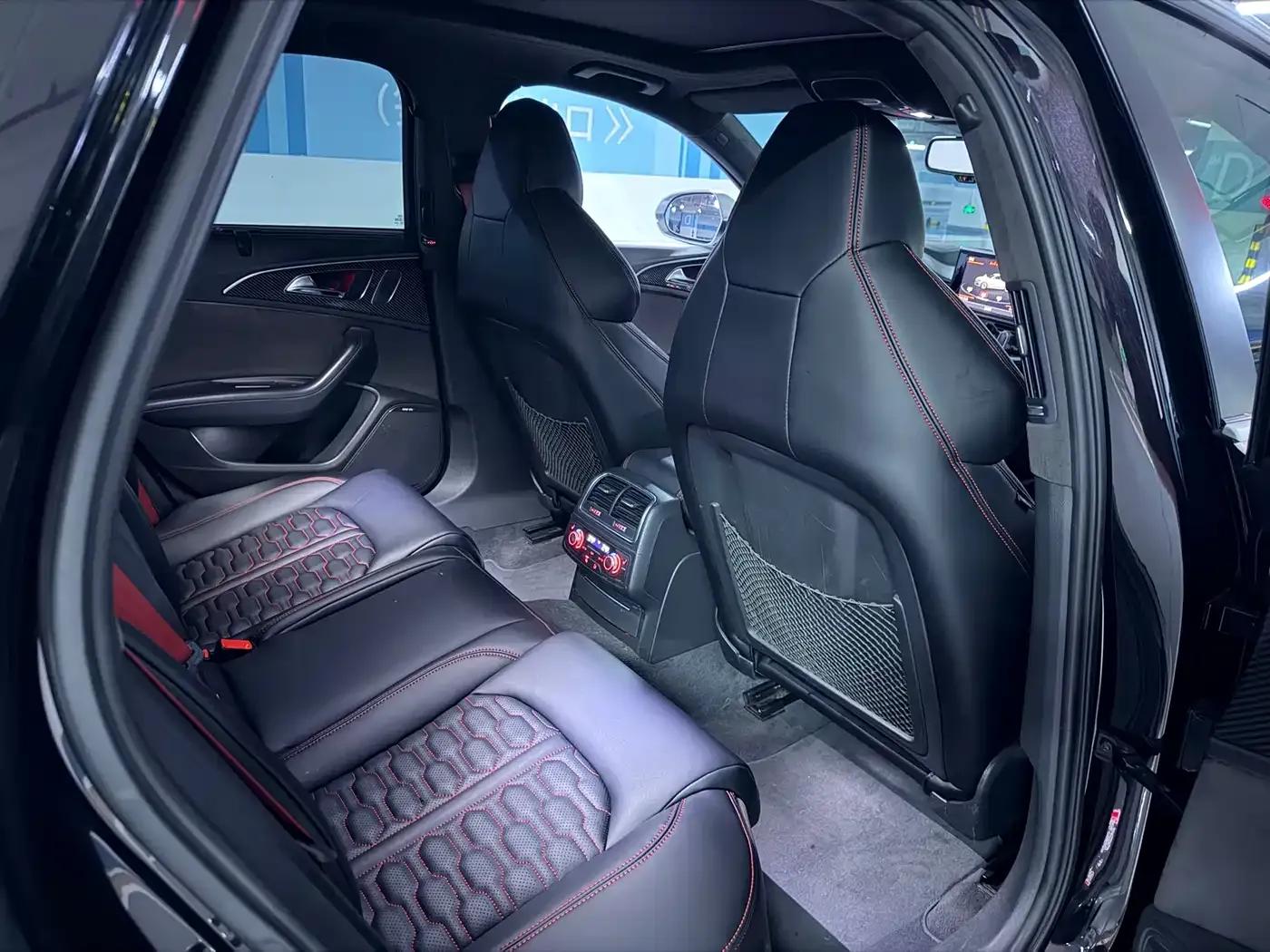 2016 Audi RS 6 4.0T Avant — миниатюра 10